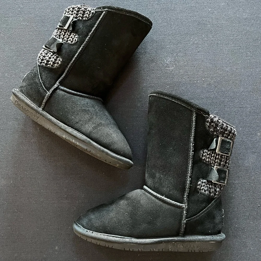 Bearpaw Boshie Youth Black boots size 2